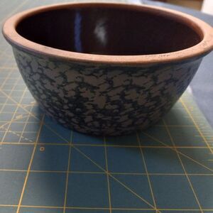 Bowl, stoneware ceramic 
